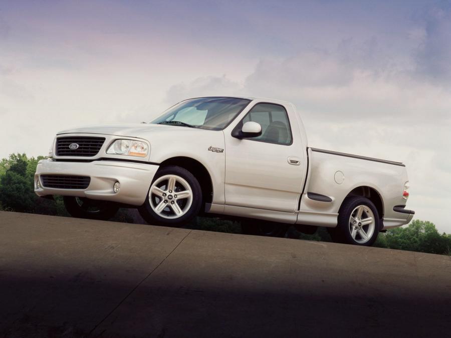  Ford SVT F-150 Lightning 1999 года  (фото 15 из 16)